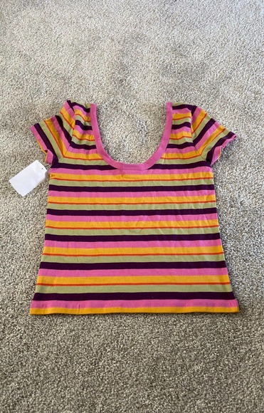 Abound rainbow top small‎ - Picture 3 of 3